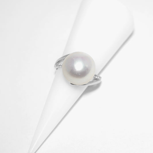 Big Pearl Half Eternity Design Ring