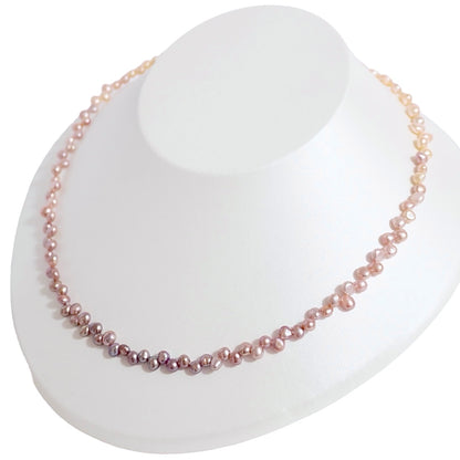 Baroque Pearl Gradation Design Necklace