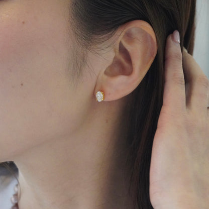 Moissanite Oval Cut Pierce