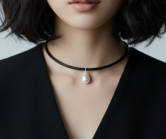 Baroque Pearl Leather Choker