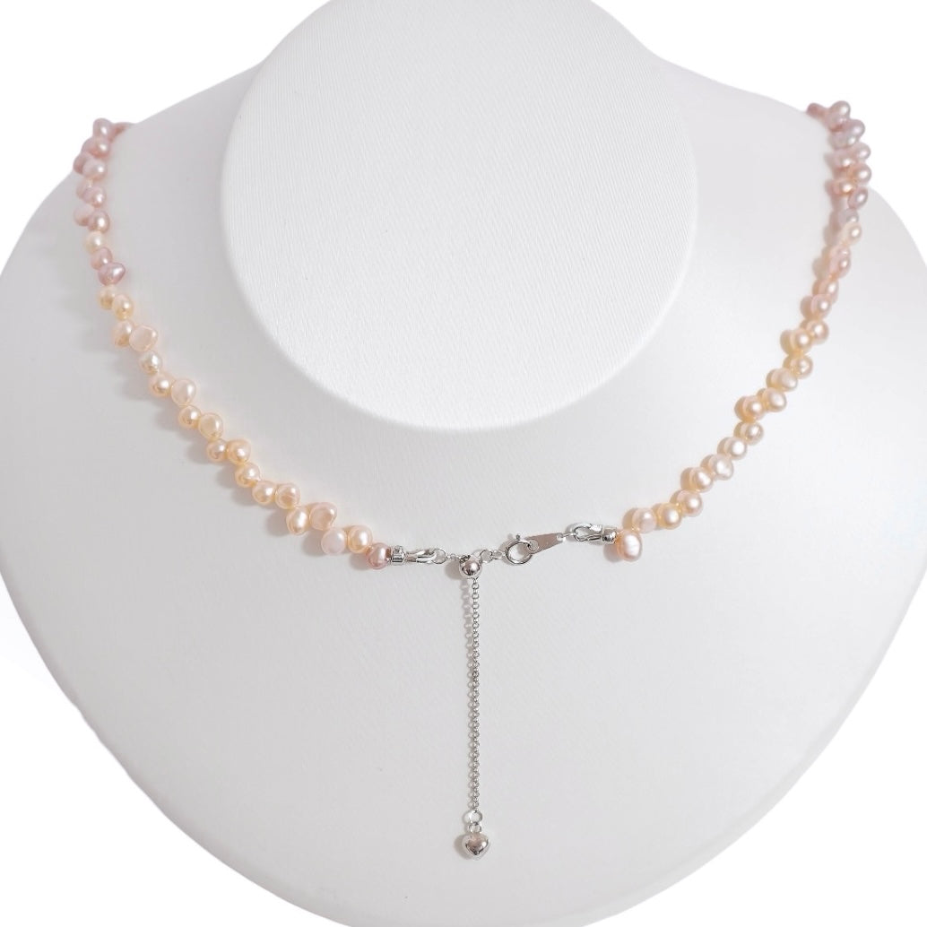 Baroque Pearl Gradation Design Necklace