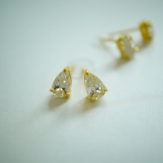 Moissanite Pear Shape Pierce【限定価格】