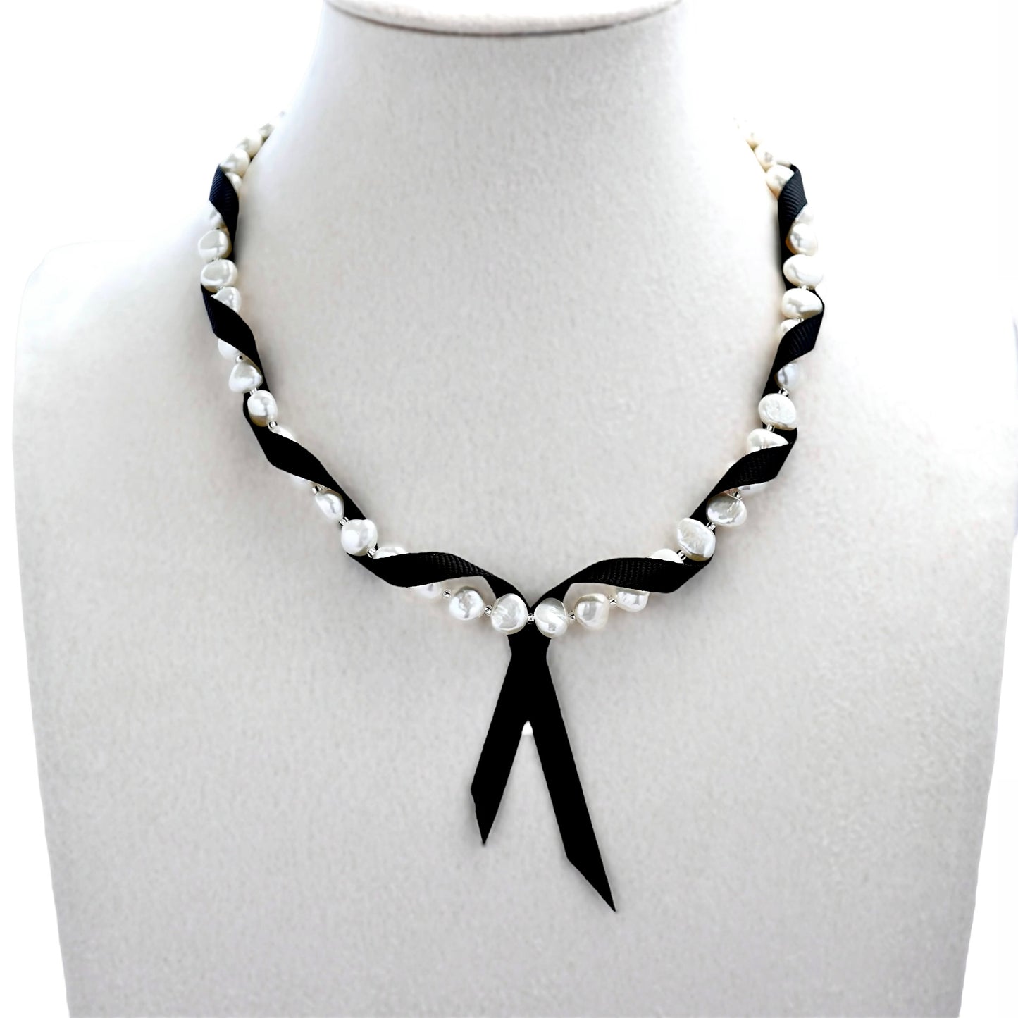 Baroque Pearl Ribbon Choker