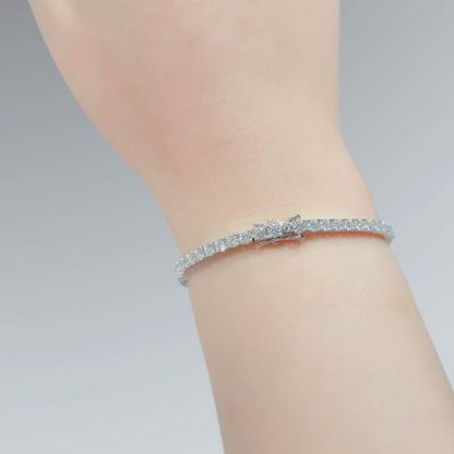 Moissonaite Line Bracelet