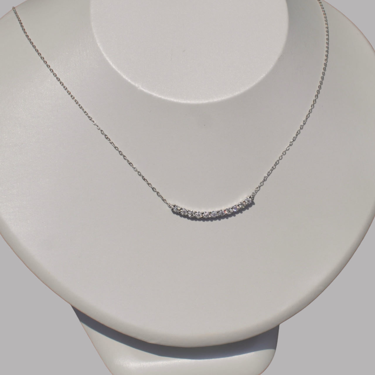 Moissanite Arch Necklace【限定価格】