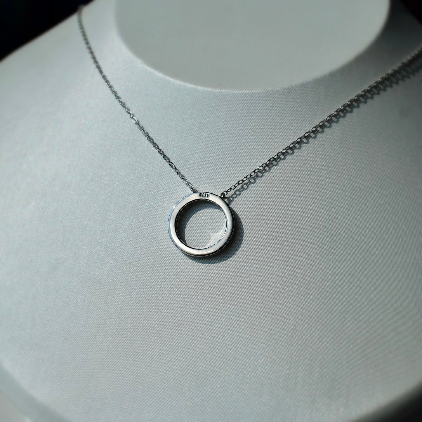 Moissanite Circle Necklace【限定価格】