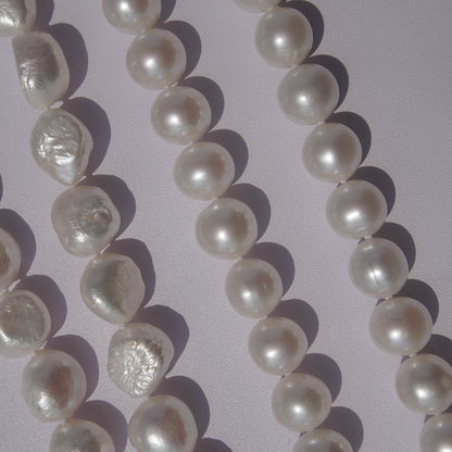 Big Pearl Necklace