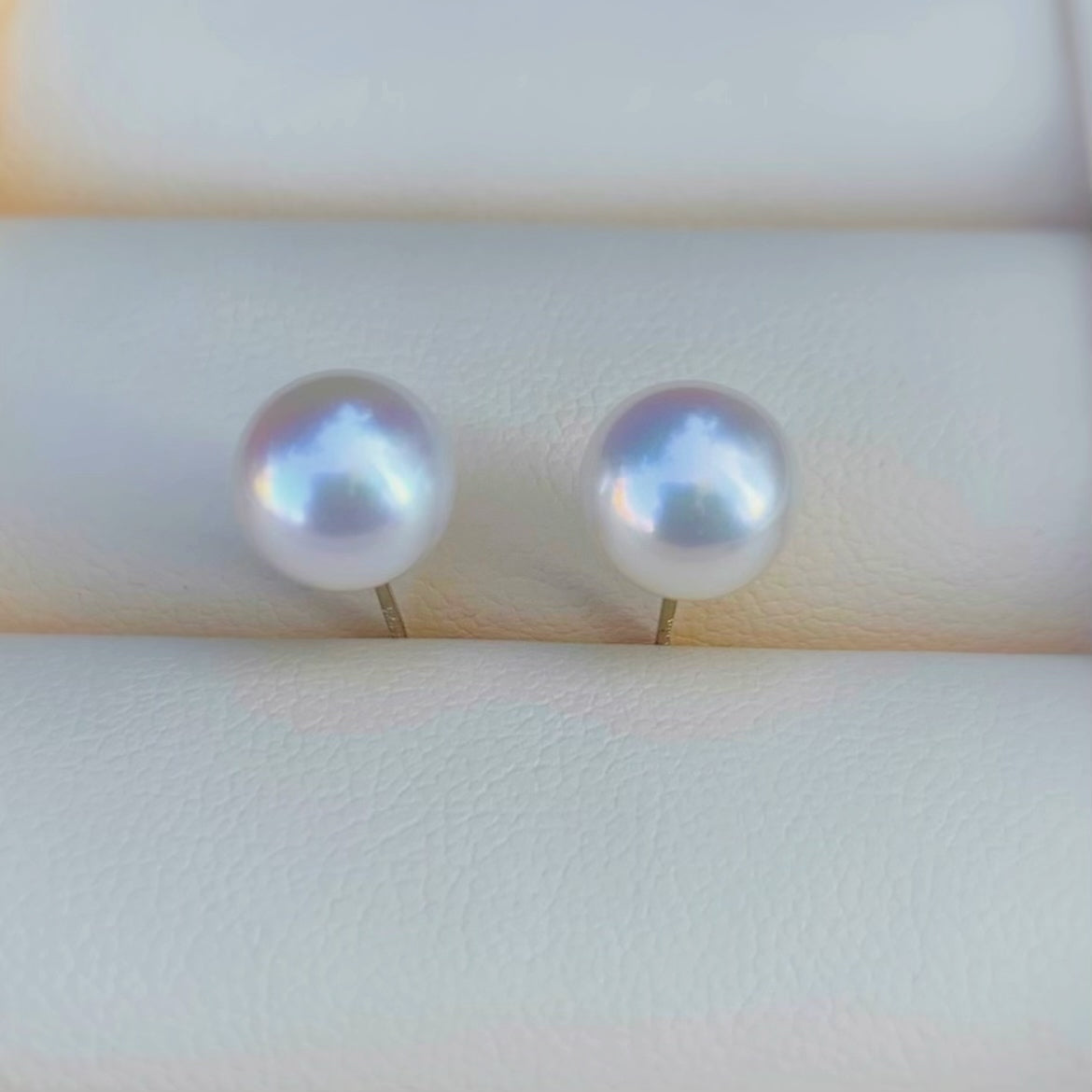 Round Pearl Pierce