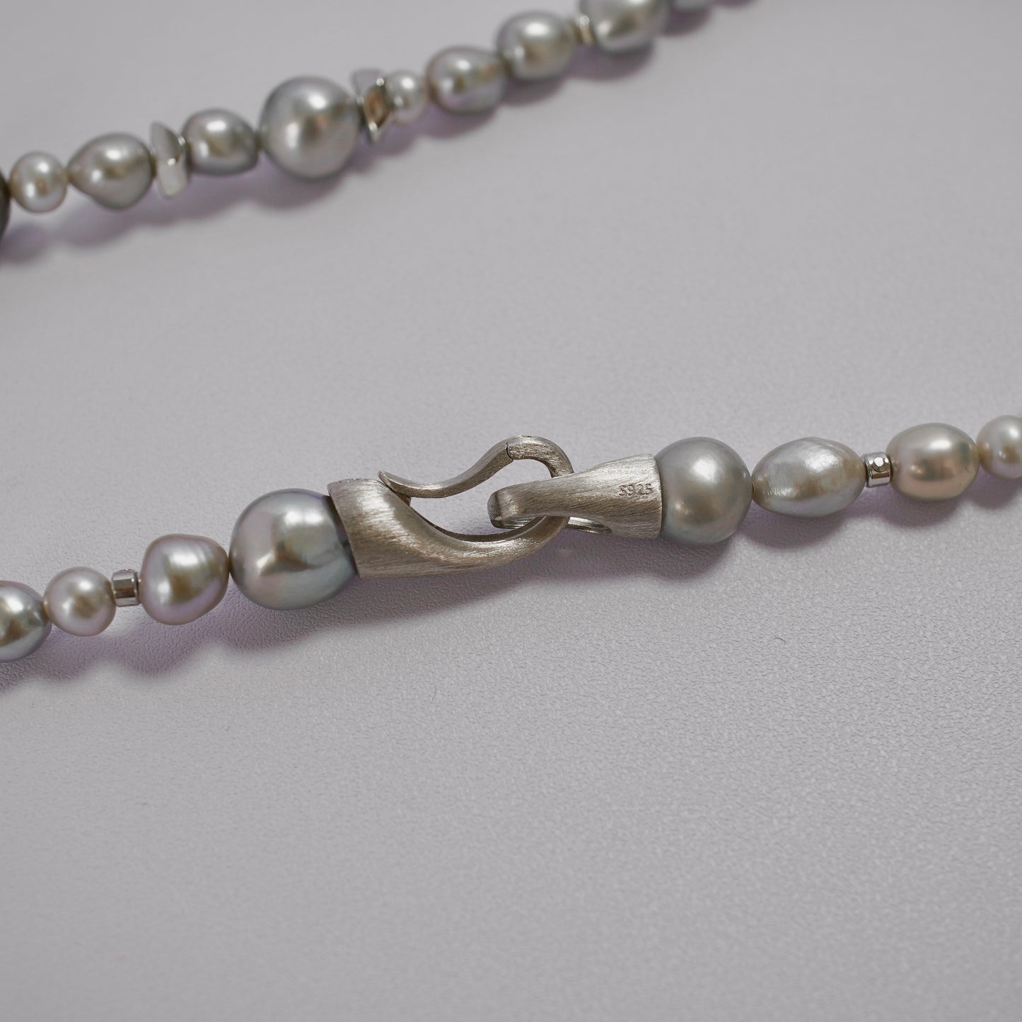 Mix Pearl Necklace